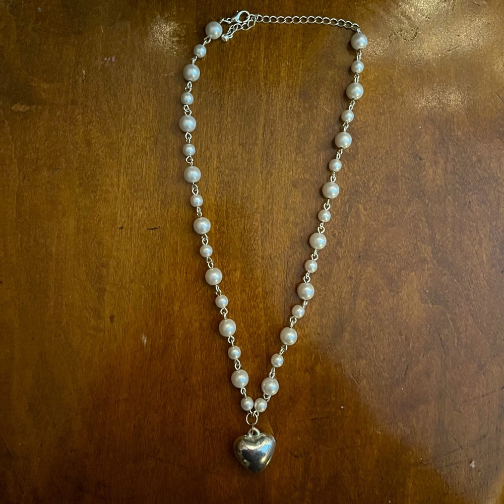 Antique pearl necklace